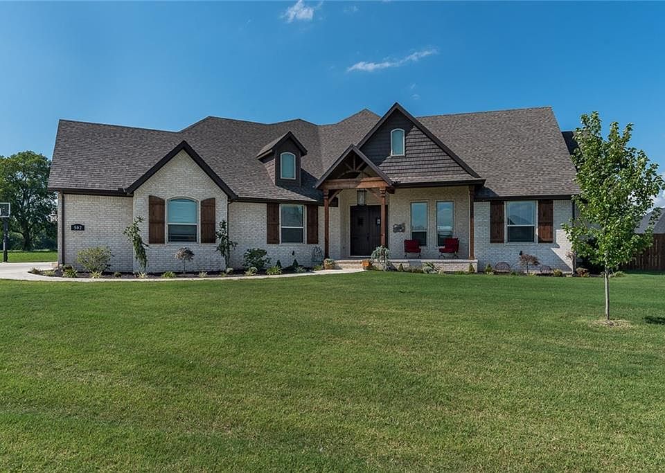 1st image of 502 Waterfalls Ct