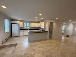 16 Cummings Rd #1, Newport, RI 02840