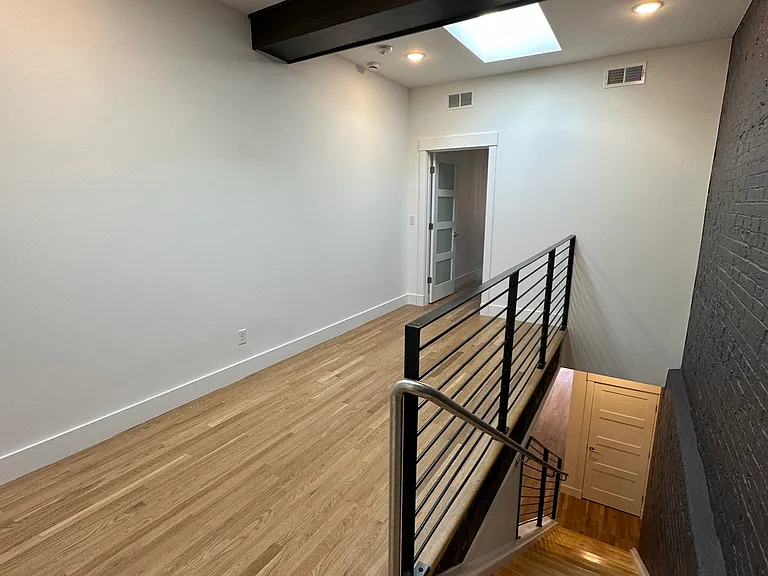 635 Main St #1 — Photo 9