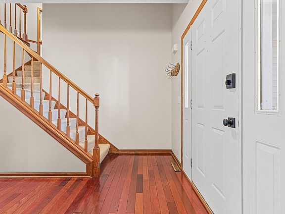 2nd image of 4955 Hillvale Ave N