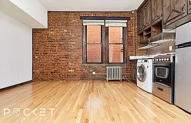 Rented by PocketBroker Inc