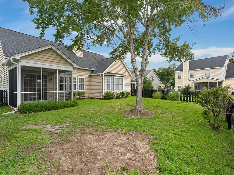 136 Gathering Island Rd — Photo 39