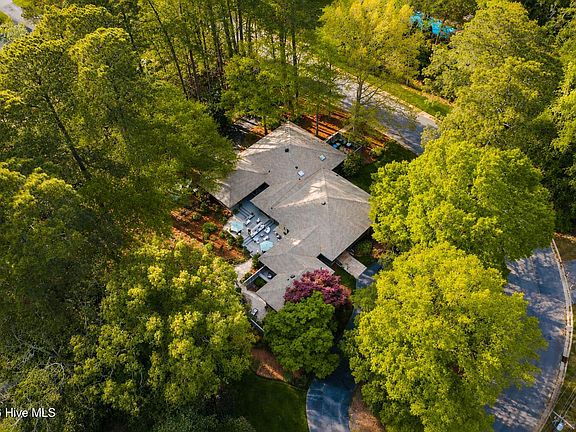 5th image of 1141 Woodland Drive NW