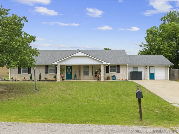 1012 Oak Dr, Sulphur, OK 73086