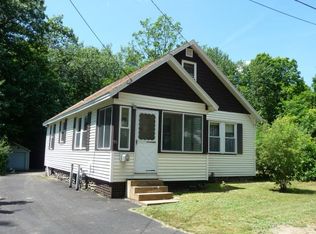 90 Pearl St, Franklin, NH 03235