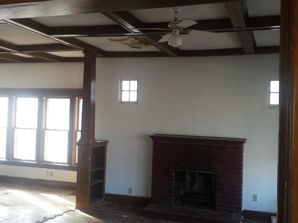 2nd image of 636 Sumner St
