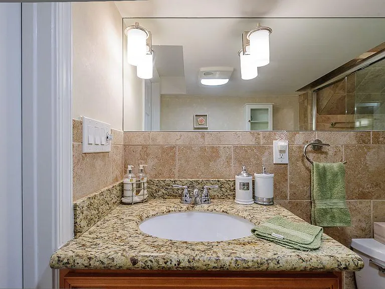 2110 Arlington Ter — Photo 18