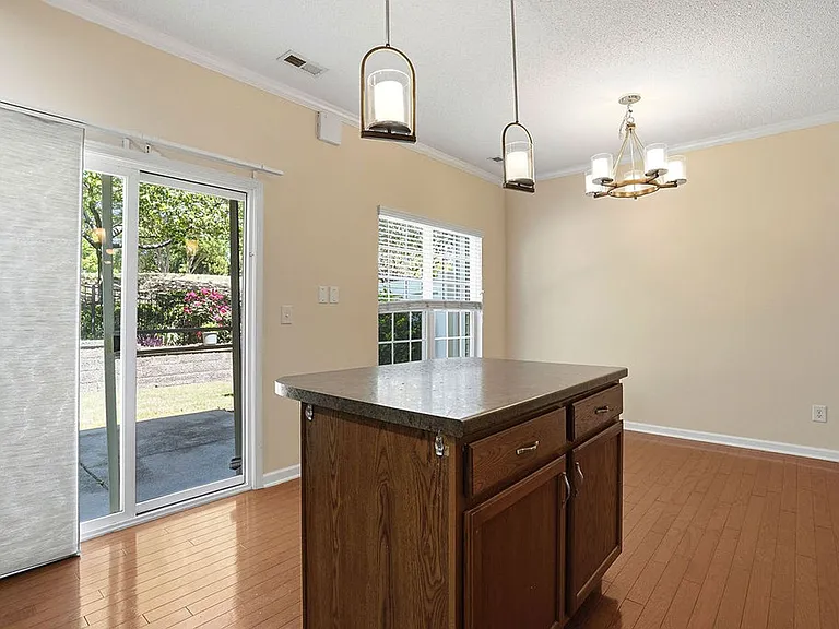 101 Fanwood Ct — Photo 11