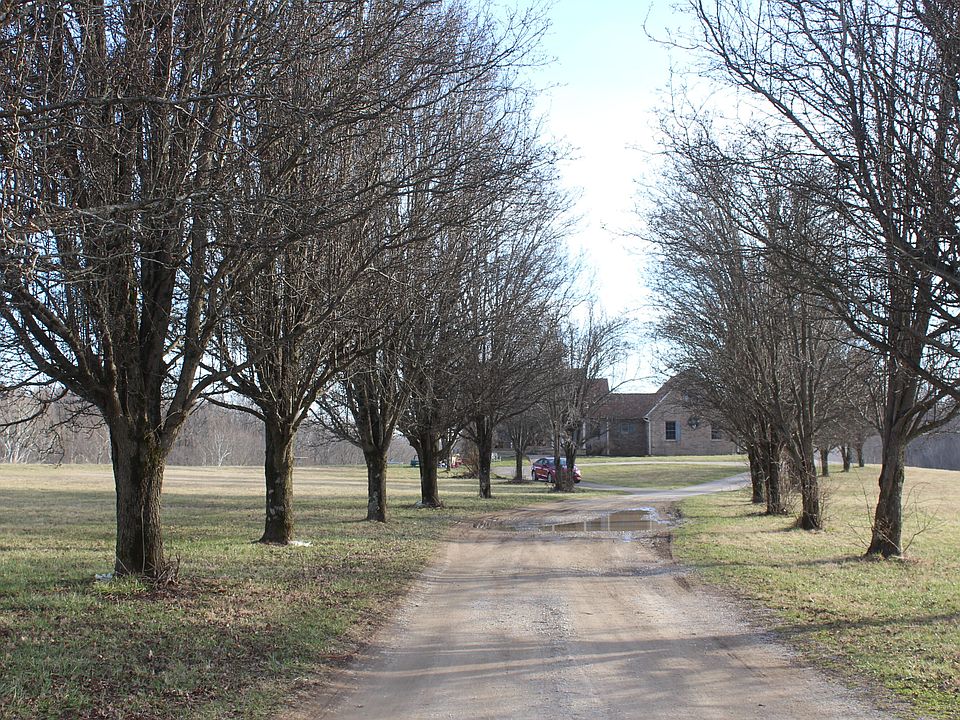 1st image of 120 Reece Rd