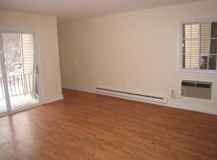 332 Fox Run Ln, Carmel, NY 10512