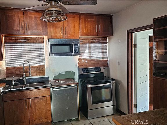 4th image of 13586 Arrowhead Rd