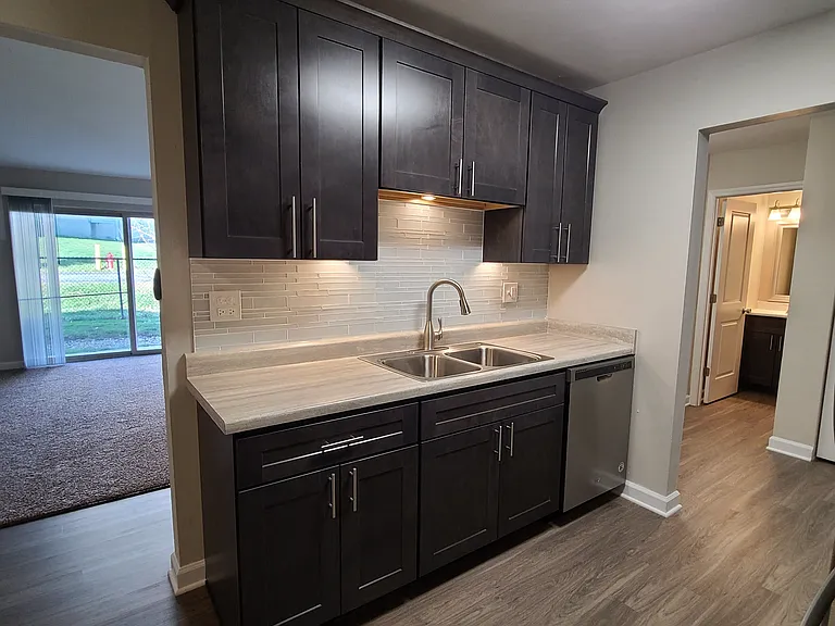 Willowbrook Apartment Homes — Photo 76