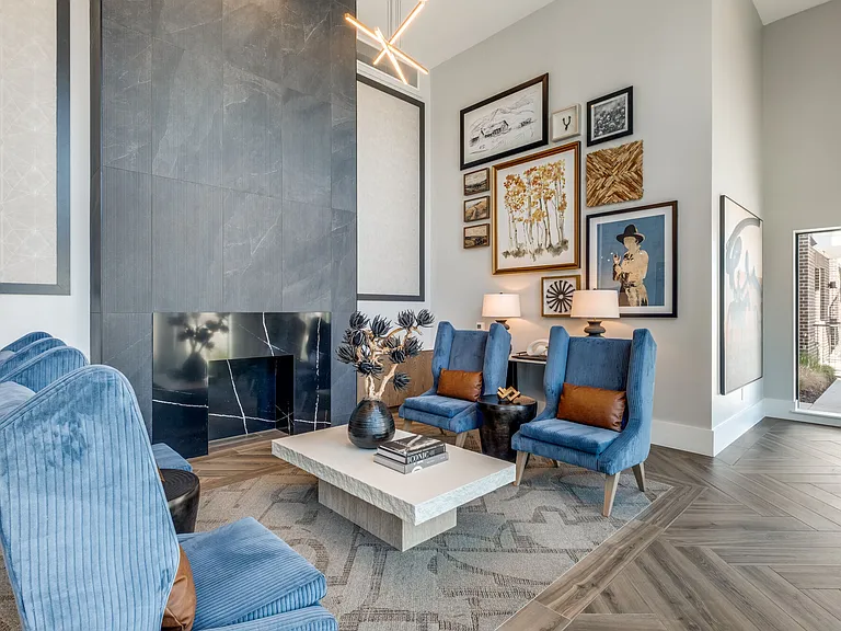 Aspen at Gateway — Photo 18