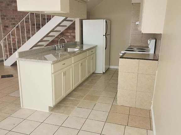 5th image of 75 Nedra Ct