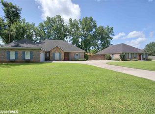 18980 Pecan Ln, Robertsdale, AL 36567