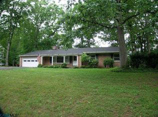 3409 N Indian Spring Rd, Charlottesville, VA 22901