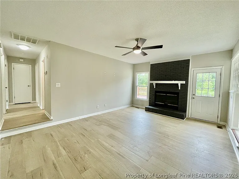6732 Vaughn Rd — Photo 9