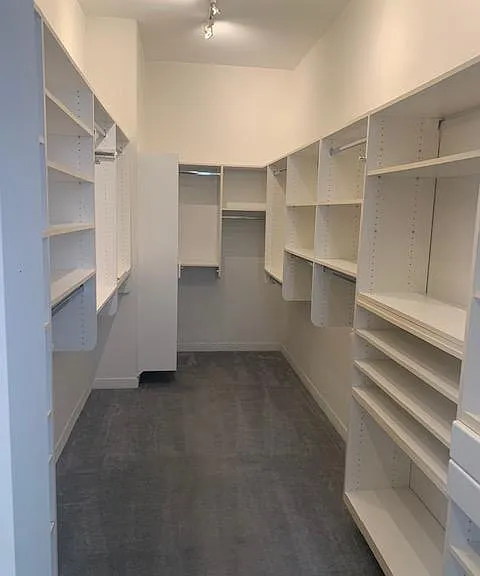 641 W Wayman St #D — Photo 11