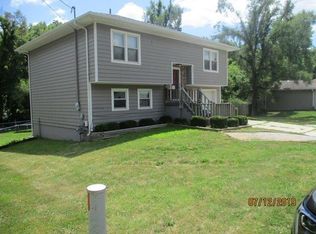 200 S Lincoln Ave, Marshall, MO 65340