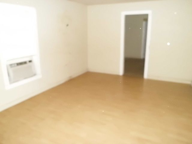 2nd image of 714-A Flagg St