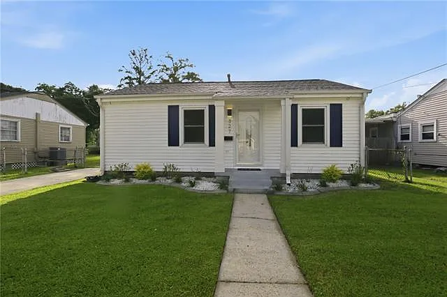 2 bed, 2.0 bath, 1107 sqft, $2,000 — Photo 1