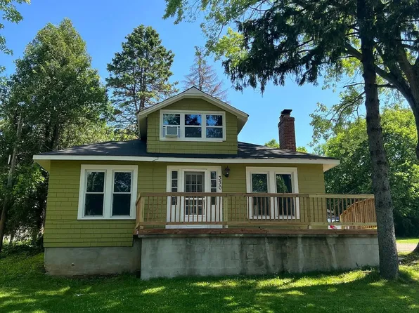 330 Park Ave, Cary, IL 60013