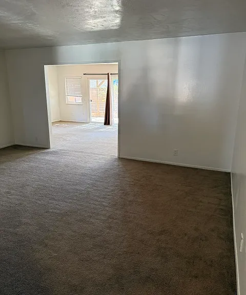 712 N Elmwood St — Photo 16