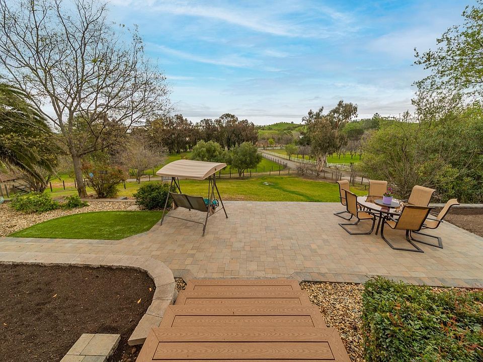 1st image of 4169 Eucalyptus Ln