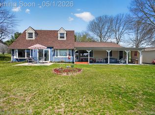 604 Gaffney Dr, Highland, MI 48356