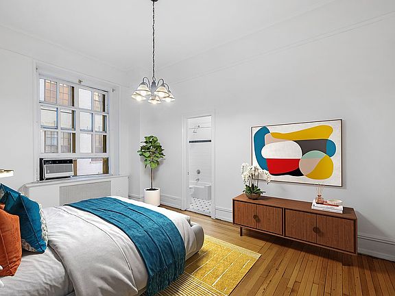 4th image of 2109 Broadway APT 4160