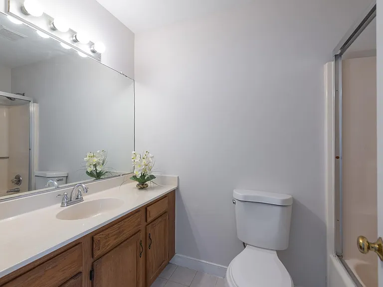 12922 Copperas Ln — Photo 8