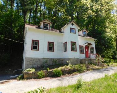 1995 Mount Laurel Rd, Fleetwood, PA, 19522