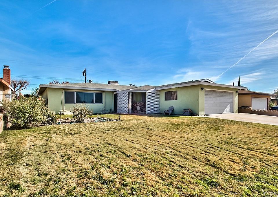 1st image of 9773 Tamarind Ave