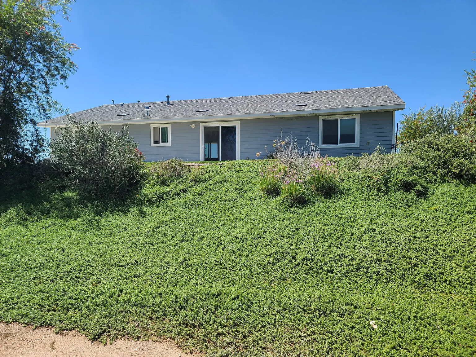 2 bed, 1550 sqft, $3,000 — Photo 1