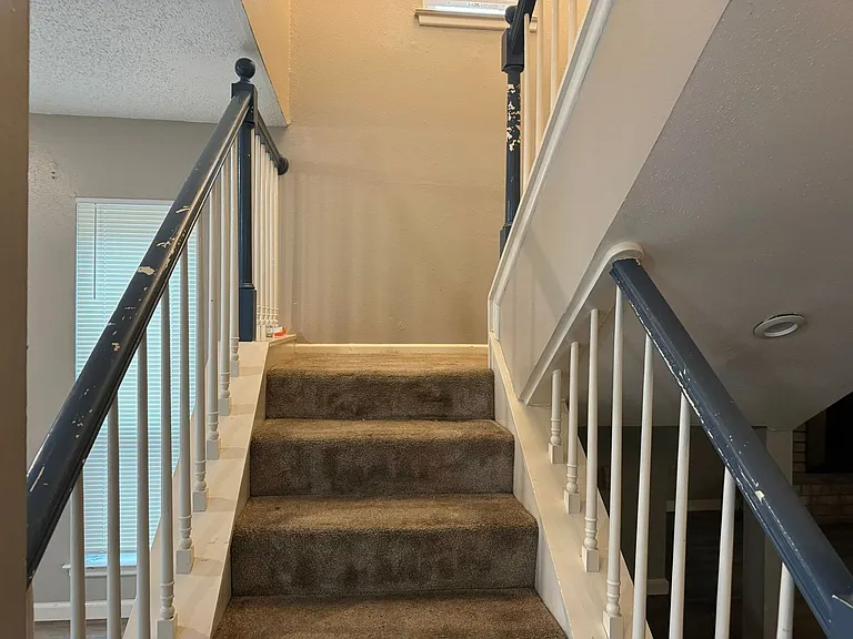 11814 Song St — Photo 10