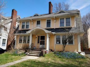 2287 S Overlook Rd, Cleveland, OH 44106