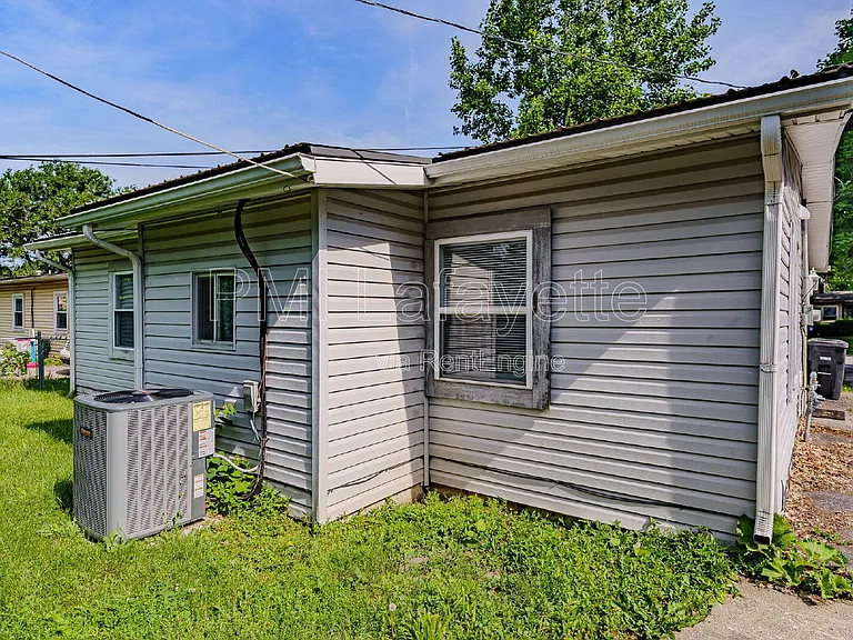 2760 Medford St — Photo 15
