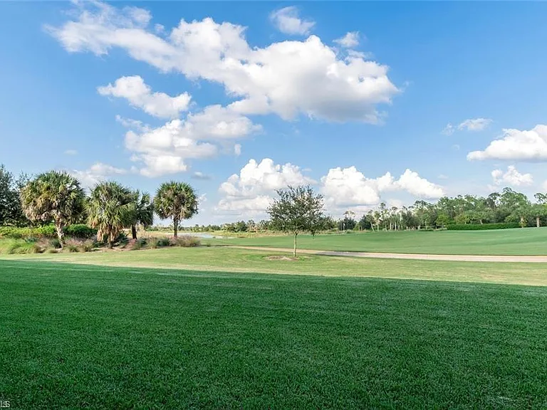 9536 Montelanico Loop — Photo 21