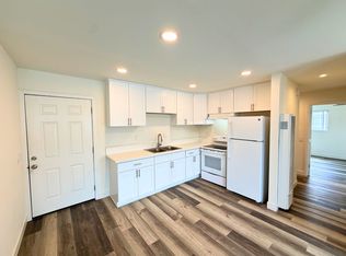 985 Valencia St #3, Costa Mesa, CA 92626