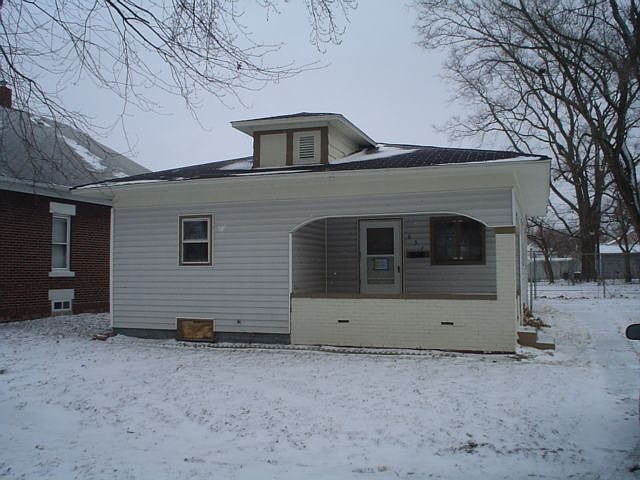 2nd image of 857 N 8th St