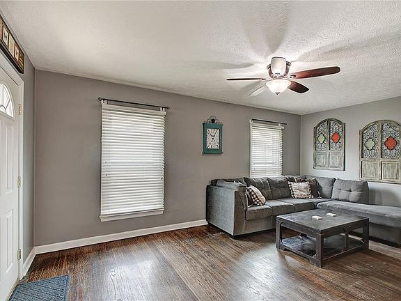 5th image of 5137 N Kingsley Dr