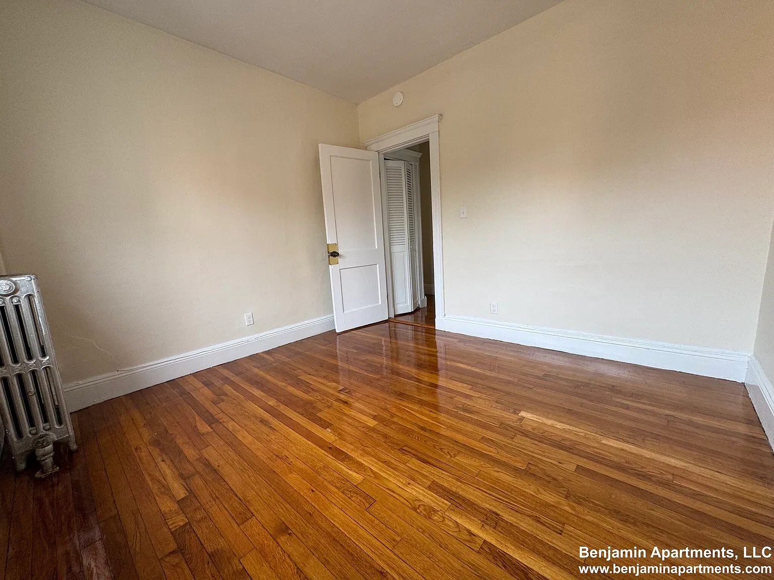 1 bed, $2,400 — Photo 3