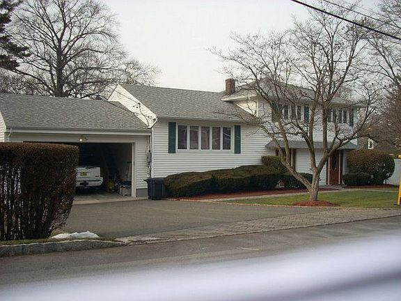 3rd image of 8 Mount Pleasant Pl