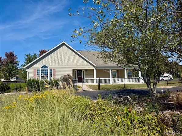 20481 Little Gull Dr #304, Marble Hill, MO 63764