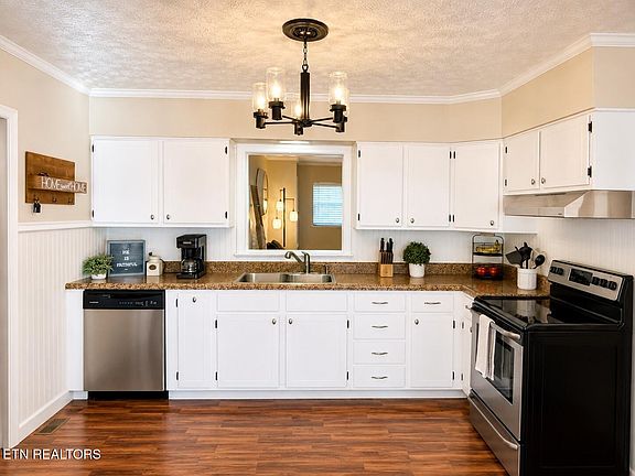 5th image of 1201 Allen Dr