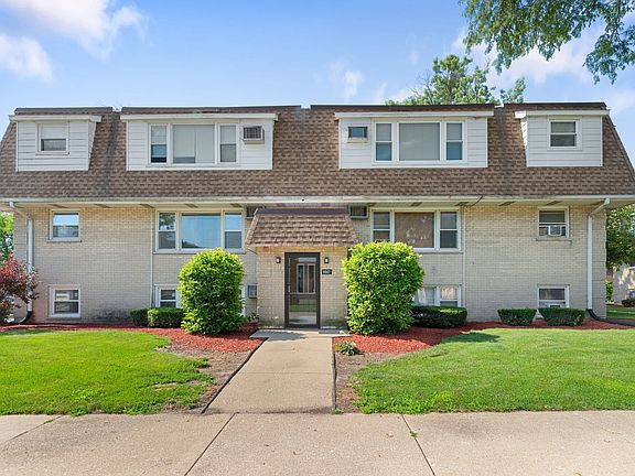 2nd image of 9907 W 58th St APT 5
