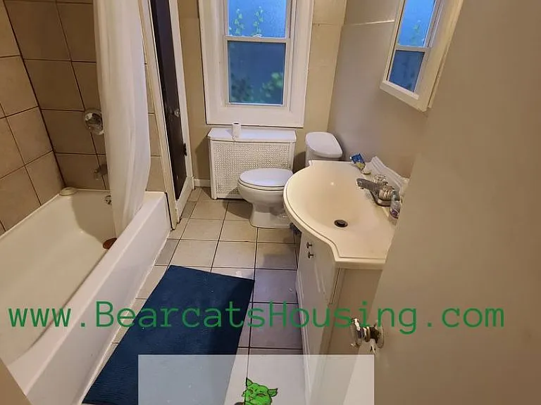 109 Chestnut St #1 — Photo 9