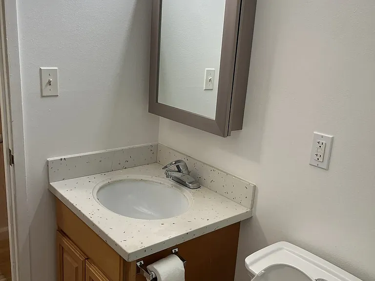 15991 Mateo St #7 — Photo 10