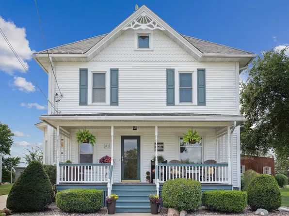 411 Elkader St, Strawberry Point, IA 52076