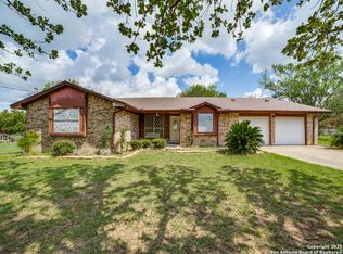 341 Oriente, Pleasanton, TX 78064